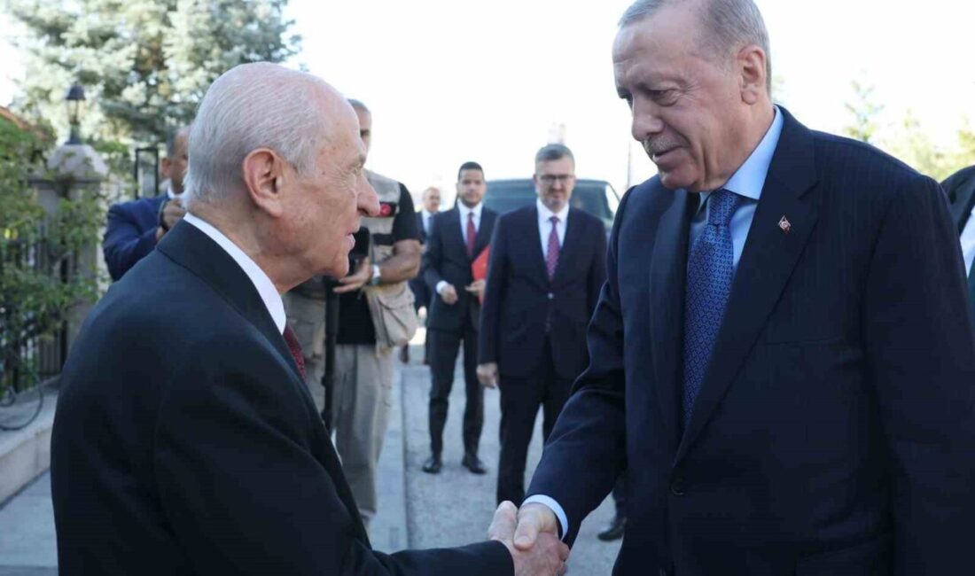 Cumhurbaşkanı Erdoğan, MHP Lideri Bahçeli ile bir araya geldi Cumhurbaşkanı Recep Tayyip Erdoğan, Milliyetçi Hareket Partisi (MHP) Genel Başkanı