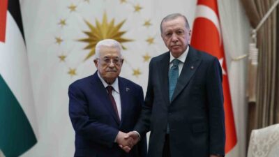 Cumhurbaşkanı Recep Tayyip Erdoğan, Filistin Devlet Başkanı Mahmud Abbas’la Cumhurbaşkanlığı