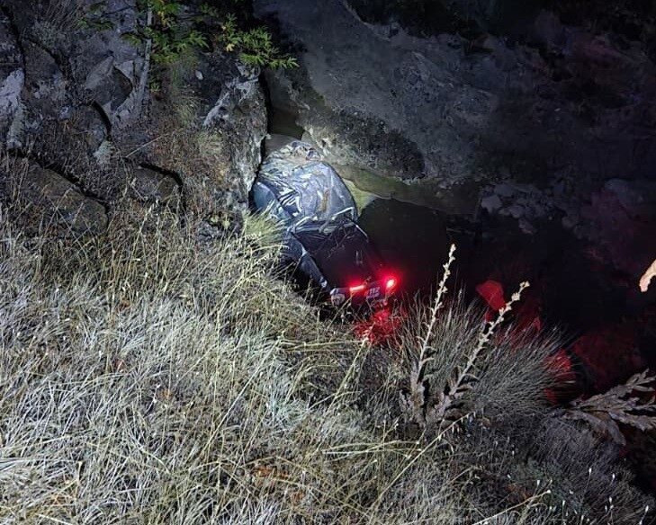 Dereye düşen kamyonetin sürücüsü yaralandı Adana’nın Pozantı ilçesinde dereye düşen kamyonetin sürücüsü yaralandı. Olay, ilçeye