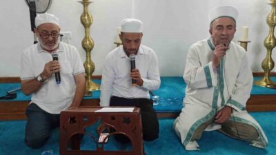 Devrek’te Mevlid Kandili vatandaşlar tarafından coşku ile kutlandı. Zonguldak’ın Devrek