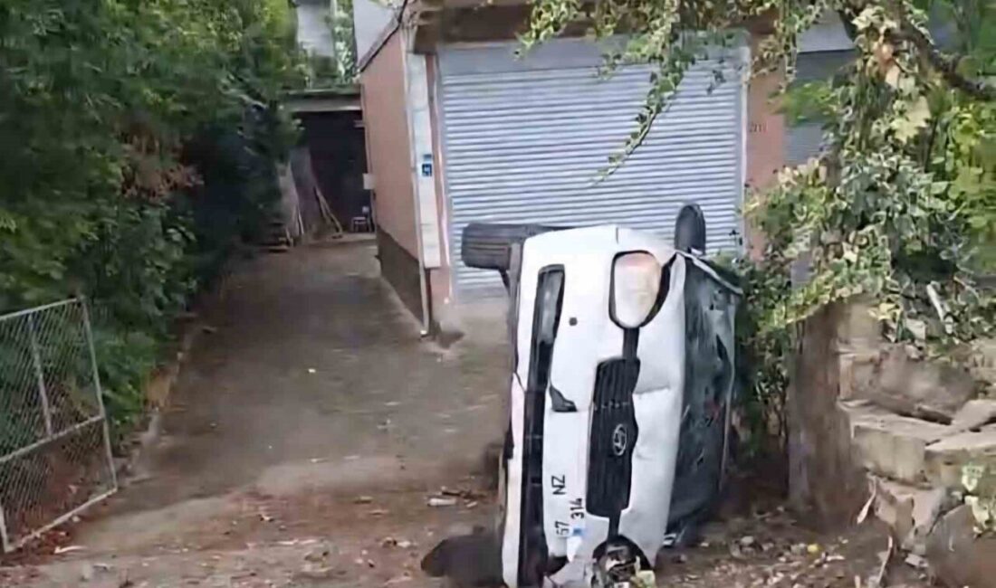 Devrek’teki trafik kazasında sürücü yara almadan kurtuldu Zonguldak’ın Devrek ilçesine bağlı Çaydeğirmeni Beldesinde meydana gelen trafik kazasında