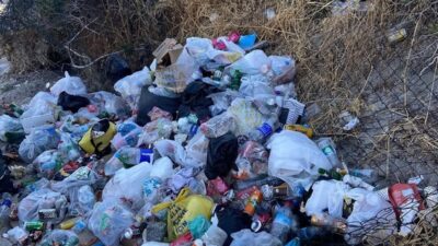 İzmir’in Dikili ilçesi Bademli Mahallesi’nde bulunan Pissa Koyu, sorumsuz ve