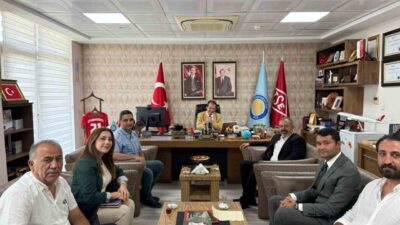 Dicle Üniversitesi Rektörü Prof. Dr. Kamuran Eronat’ı ziyaret eden Diyarbakır