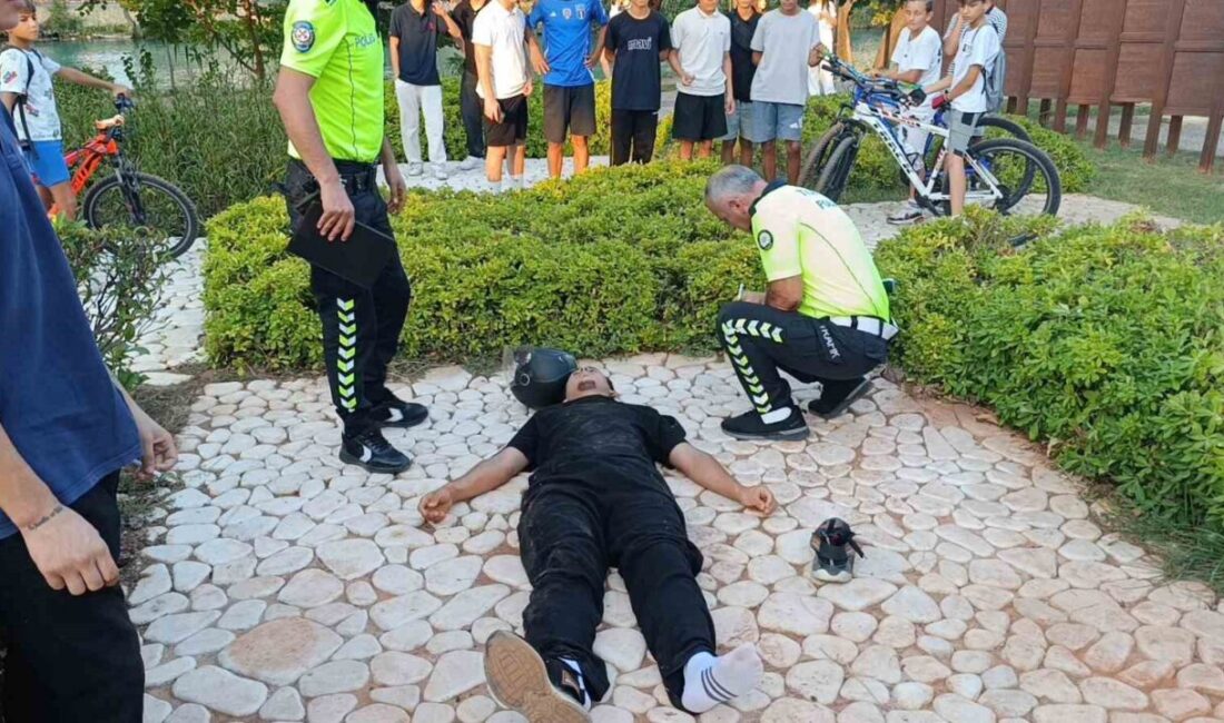 Direksiyon hakimiyetini kaybedip aydınlatma direğini devirdi, ceza yağdı Manavgat’ta sürücüsünün direksiyon hakimiyetini kaybettiği motosiklet kaldırıma çıkarak aydınlatma direğini