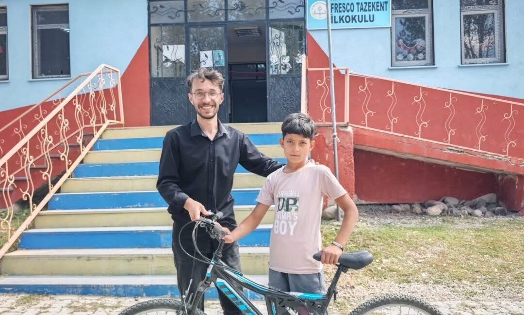 Ağrı’nın Diyadin ilçesi Tazekent İlkokulu öğrencisi Mithat Polat, sorumluluklarını başarıyla
