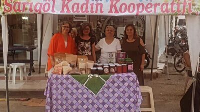 Manisa’nın Sarıgöl ilçesinde faaliyet gösteren Sarıgöl Kadın Kooperatifi (SARKOOP), tamamen