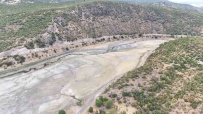 Ankara’nın Kızılcahamam ilçesinde bulunan Doğanözü Barajı yazık kurak geçmesi nedeniyle