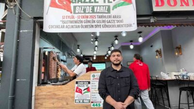 İzmir Tarihi Kemeraltı Çarşısı’nda çalışan 25 yaşındaki döner dükkanı işletmecisi,