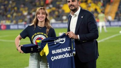 Dünya Boks Şampiyonası’nda gümüş madalya kazanan Buse Naz Çakıroğlu ile