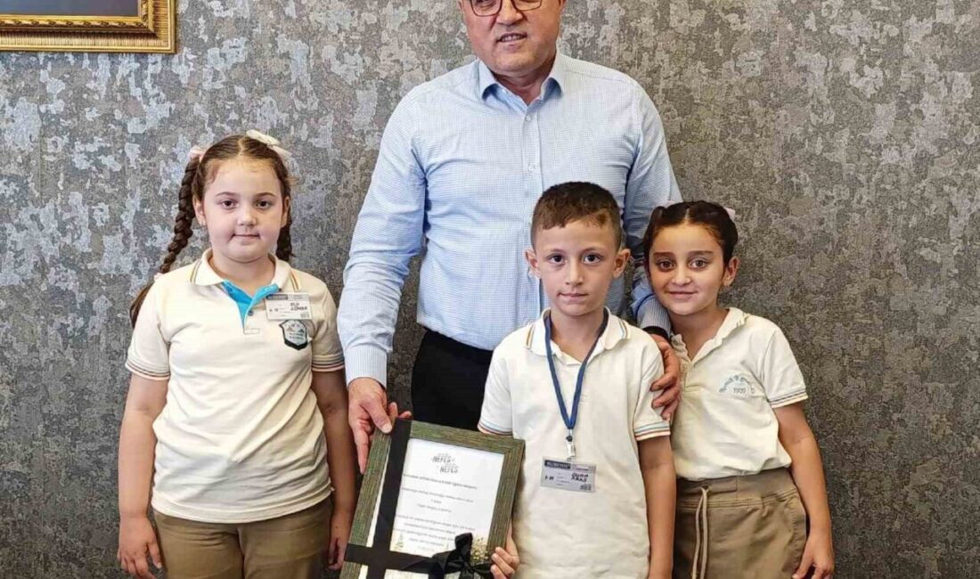 Düzceli öğrenciler yeşil vatan için 207 fidan dikti DÜZCE(İHA) – Düzce Namık Kemal İlkokulu öğrencileri ‘Benim okulum geleceğe