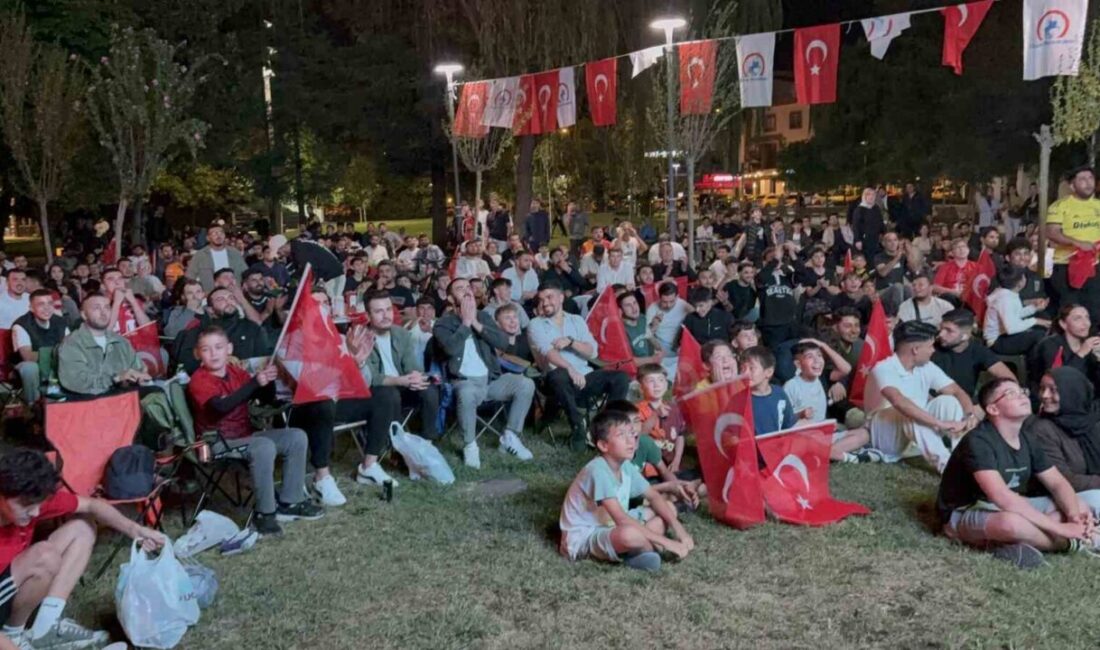 Düzceliler, İspanya maçı için tek yürek oldu A Milli Futbol Takımı’nın, 2026 FIFA Dünya Kupası Avrupa Elemeleri