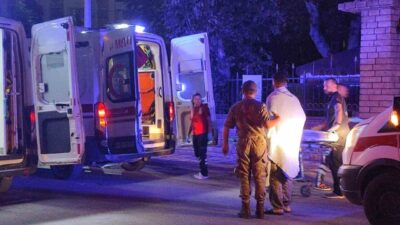 Edirne’nin Keşan ilçesinde orduevinde çıkan yangında, dumandan etkilenen 16 asker