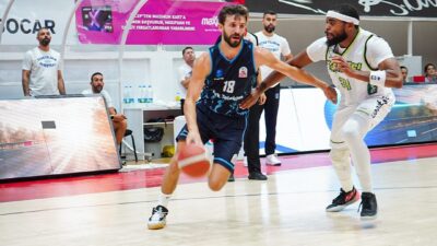 Türkiye Sigorta Basketbol Süper Ligi’nde mücadele eden Türk Telekom ile