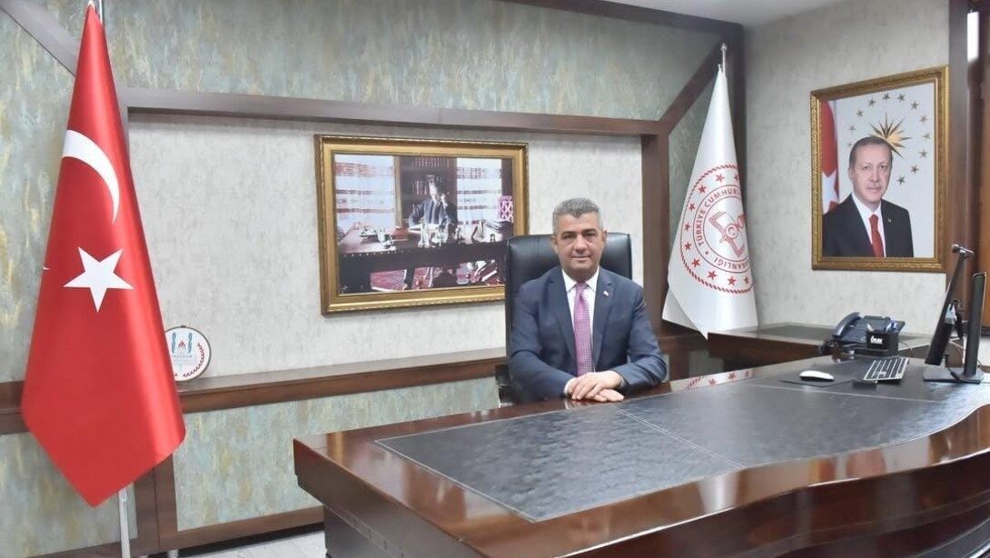 Ekici’den öğrenci, veli ve öğretmenlere mesaj Erzurum İl Millî Eğitim Müdürü Süleyman Ekici’nin yeni eğitim-öğretim yılı