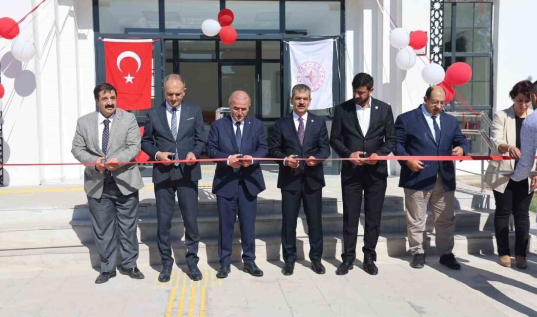 Elazığ’da yapımı tamamlanan 3 aile sağlığı merkezi düzenlenen törenlerle hizmete