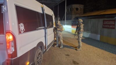 Elazığ’da jandarma ekipleri tarafından yapılan Huzur Uygulamasında 5 bin 947