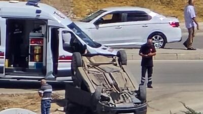 Elazığ’da sürücüsünün direksiyon hakimiyetini kaybettiği otomobil, takla attı. Kazada sürücü