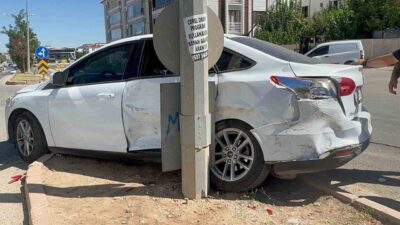 Elazığ’da meydana gelen trafik kazasında 2 kişi yaralandı. Kaza, merkez