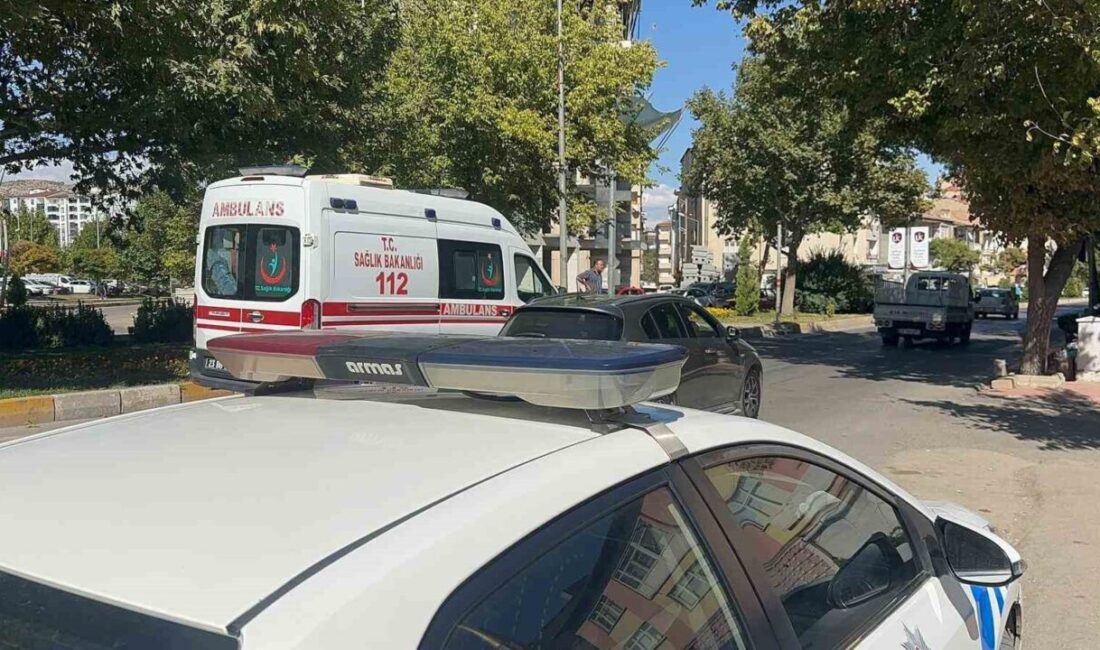 Elazığ’da yayaya çarpan motosiklet devrildi. Kazada, 2 kişi yaralandı. Kaza,
