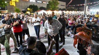 Antalya Muratpaşa Belediyesi’nin bu yıl 9’uncusunu düzenlediği Yöreler Renkler Festivali,