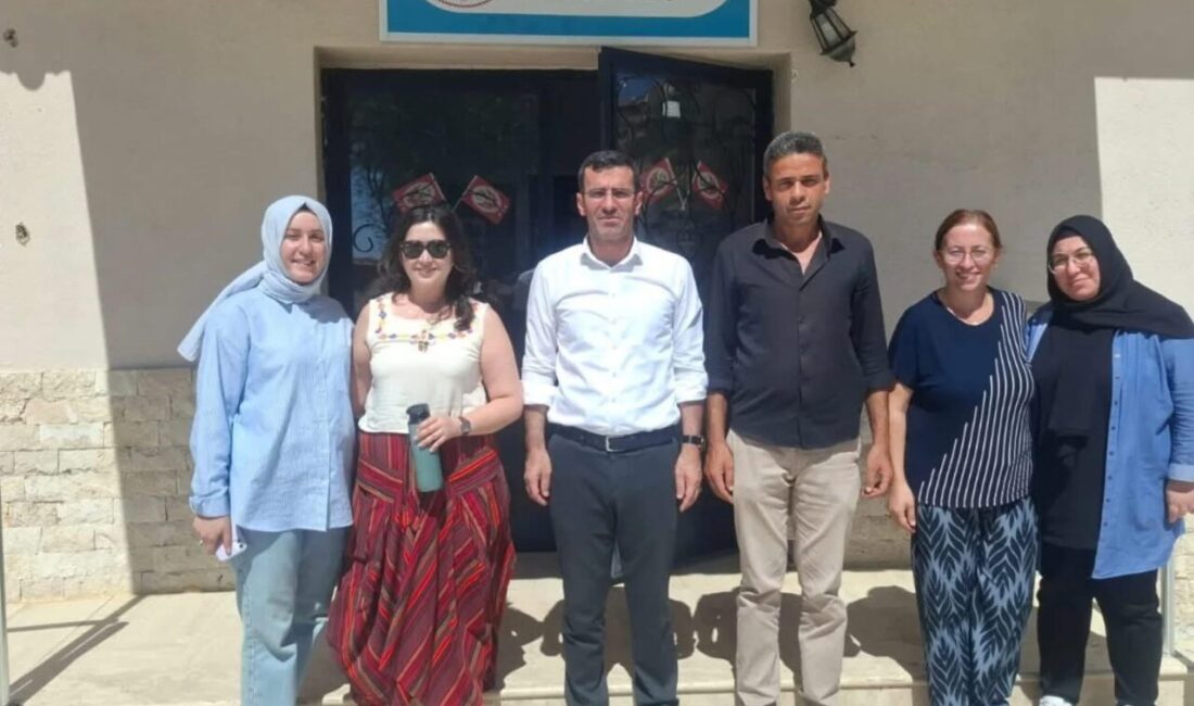 Sarıgöl İlçe Milli Eğitim Müdürü Cezmi Yıldırak, eğitim-öğretim yılının başlamasıyla