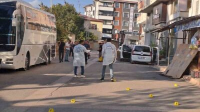 Van’ın Erciş ilçesinde silahlı saldırıya uğrayan 2 kardeşten biri hayatını