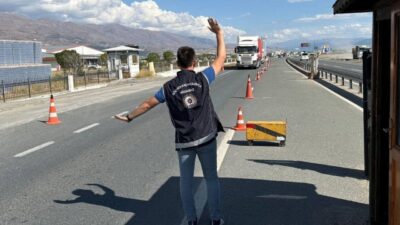 Erzincan’da 20 ekip, 63 polisin katılımıyla “Düzensiz Göç ile Mücadeleye