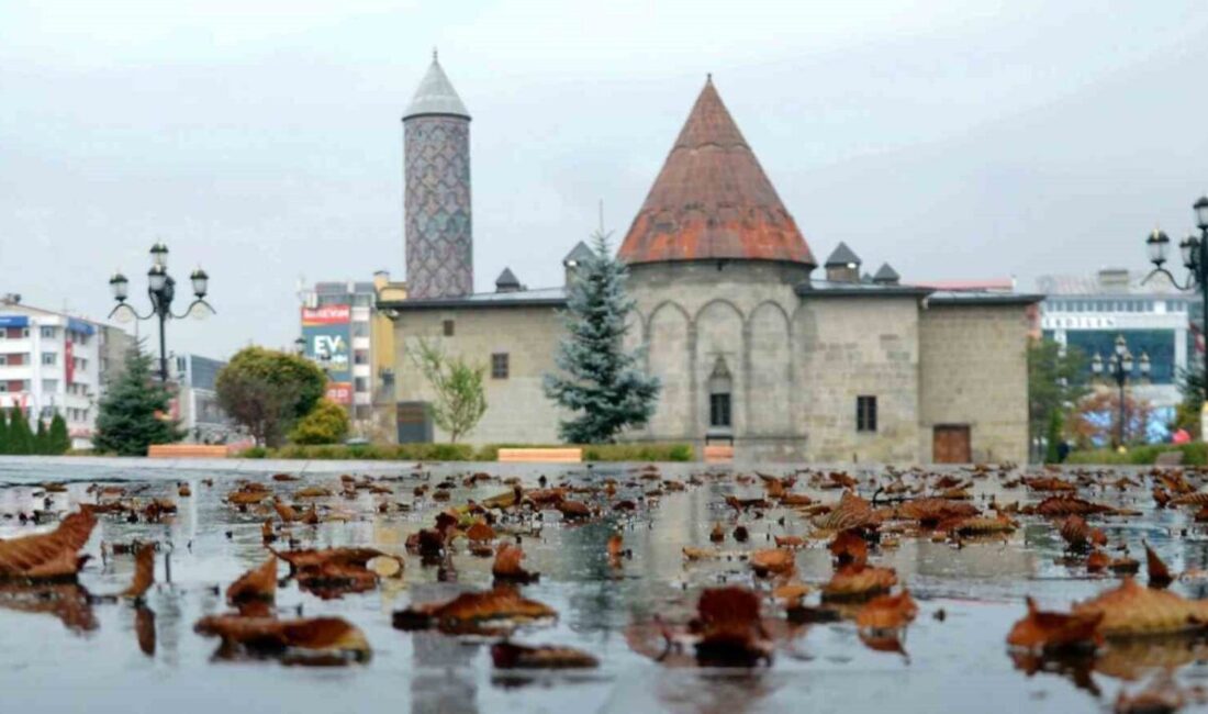 Erzurum Meteoroloji Bölge Müdürlüğü kuvvetli rüzgar uyarısında bulundu. Meteoroloji uzmanları