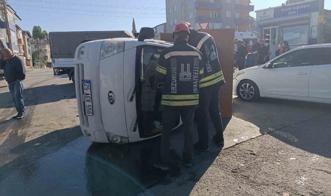 Erzurum’da üç aracın karıştığı trafik kazasında adeta can pazarı yaşandı.