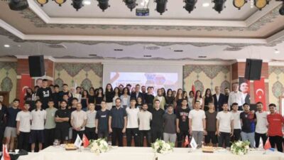 Esenyurt Belediye Başkan Vekili Can Aksoy, belediyenin Spor Akademisi kurslarında