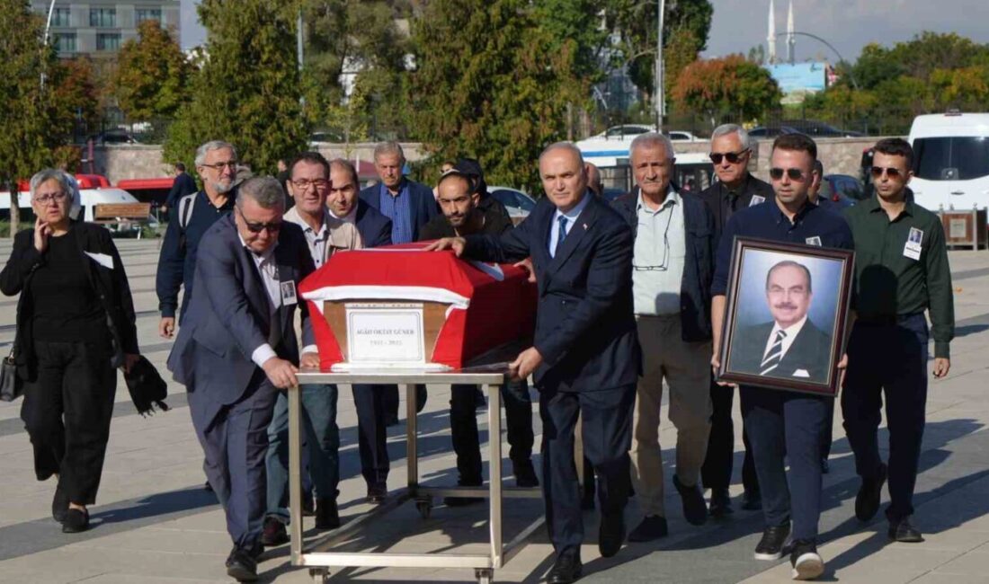 Eski Bakan Güner, Ankara’da son yolculuğuna uğurlandı Ankara’da 88 yaşında hayatını kaybeden eski Kültür Bakanı Agah Oktay