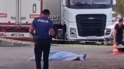 Afyon’dan Antalya’ya gelip takip ettiği eski eşinin boğazını keserek öldürdüğü