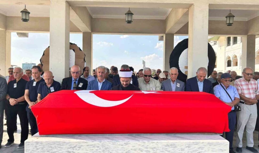 Eski Sanayi ve Teknoloji Bakanı Doğru, son yolculuğuna uğurlandı Eski Sanayi ve Teknoloji Bakanı Abdülkerim Doğru’nun cenaze töreni Ankara’da