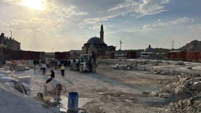 Van Valisi ve Büyükşehir Belediyesi Başkan Vekili Ozan Balcı, Eski