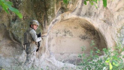 Eskişehir İl Jandarma Komutanlığı tarafından Yazılıkaya Frig İnanç Merkezi’nde komando