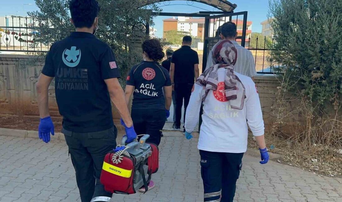 ‘Evden ceset kokusu geliyor’ ihbarı ekipleri alarma geçirdi Adıyaman’da bir evden ceset kokusu geldiğine dair alınan ihbar ekipleri