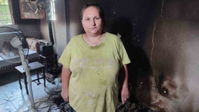 Adana’da elektrik kontağından çıkan yangın nedeniyle evleri yanan annek-kız, oto