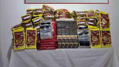 Şanlıurfa’nın Eyyübiye ilçesinde jandarma tarafından gerçekleştirilen operasyonda kaçak sigara, kaçak
