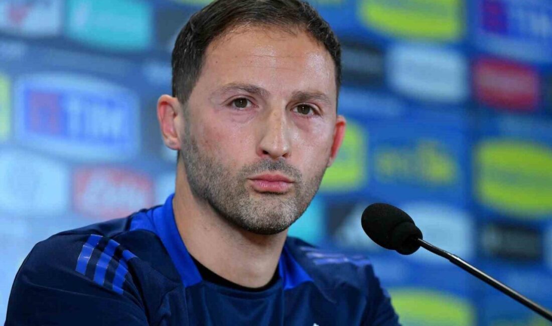 Fenerbahçe’de teknik direktörlük görevine 2 yıllığına İtalyan çalıştırıcı Domenico Tedesco