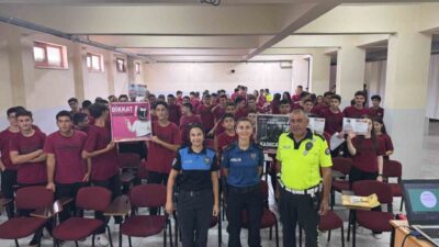 Antalya’nın Gazipaşa ilçesinde, ’Kask Candır’ projesi çerçevesinde Gazipaşa Anadolu Lisesi