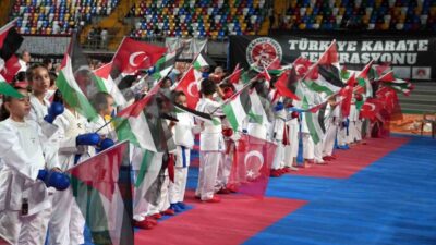 Türkiye Karate Federasyonu, ’Karate Tatamiden Taşarak Umut Oluyor’ sloganıyla Gazze