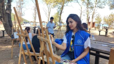 Aydın Gençlik Merkezi tarafından Dilek Yarımadası Milli Parkı’nda düzenlenen resim