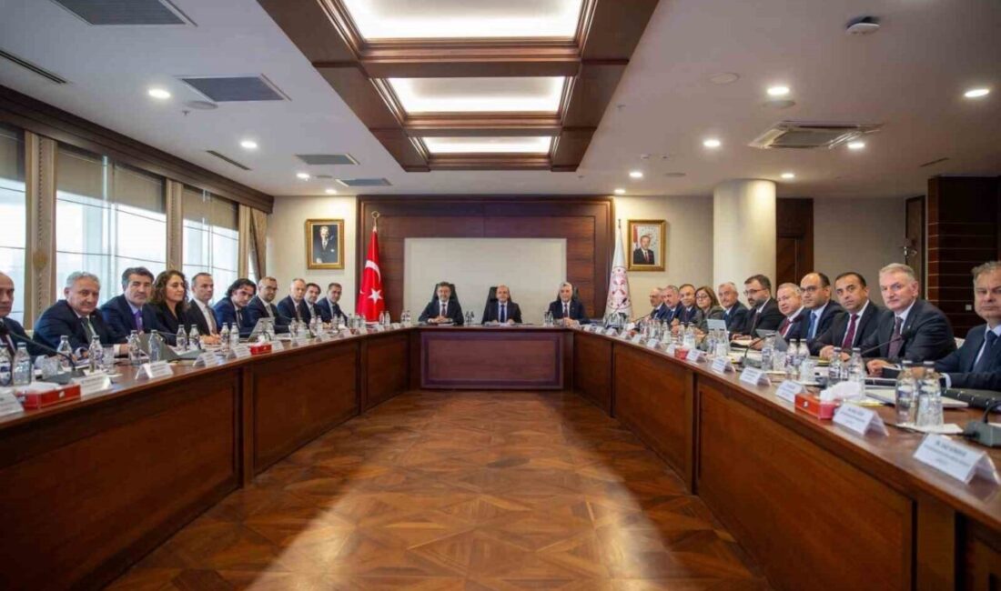 Gıda ve Tarımsal Ürün Piyasaları İzleme ve Değerlendirme Komitesi toplandı Gıda ve Tarımsal Ürün Piyasaları İzleme ve Değerlendirme Komitesi, Hazine