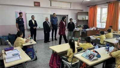 Bilecik’in Gölpazarı ilçesinde İlköğretim Haftası dolayısıyla düzenlenen programda Kaymakam Feyza