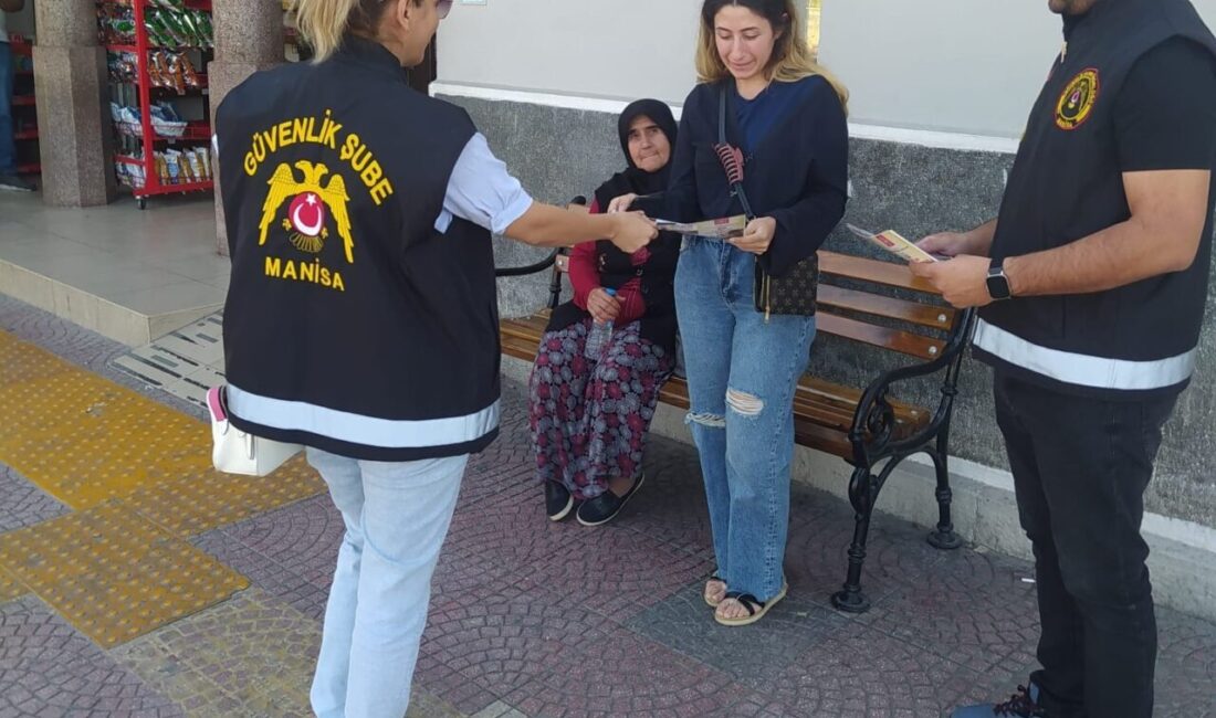 ’Güvenli Üniversite’ Projesiyle 2 bin 500 öğrenci bilgilendirildi Manisa’da üniversite öğrencilerine yönelik başlatılan ’Güvenli Üniversite’ Projesi kapsamında 2