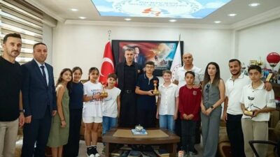 HAKKARİ (İHA) – Batman’da düzenlenen Triatlon 3. Etap Bölge Finaline