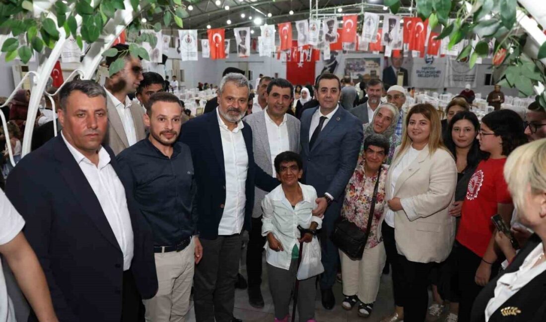 Hatay Büyükşehir Belediyesi, kentte yaşayan 94 engelli vatandaşı umre görevi
