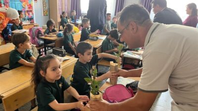 Yaz tatilinin sona ermesiyle birlikte okullar açıldı. Tarım ve Orman