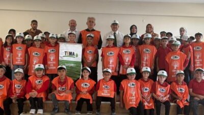 Kütahya’nın Hisarcık ilçesi Cumhuriyet İlkokulunda Türkiye Erozyonla Mücadele, Ağaçlandırma ve