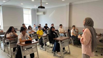 Esenyurt Belediyesi, öğrencilerin sınavlara eşit şartlarda hazırlanabilmesi amacıyla 26 farklı